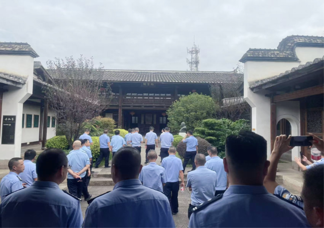 1729774379666112.png 图片3.png