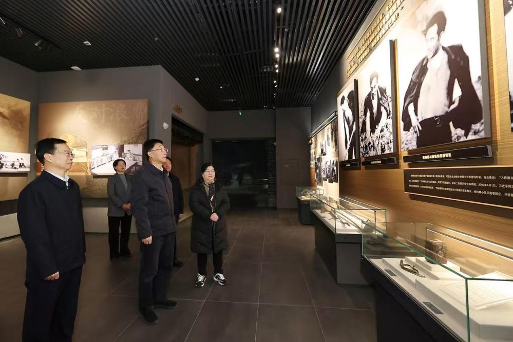 1736168208284073.jpg da8bdc263486ef505607a0aab256178.jpg