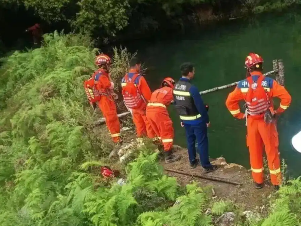 1758686411872114.png 微信图片_20250924115717_185_11.png